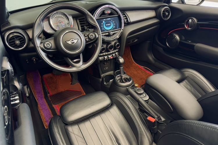 Used MINI 2017 2.0T COOPER S CABRIO Freedom Edition Interior 6