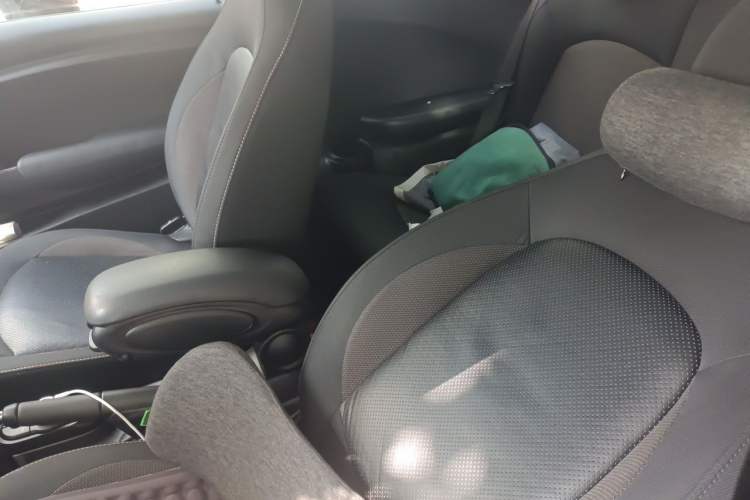 Used MINI 2017 1.5T COOPER Caribbean Blue Limited Edition Left Front Seat