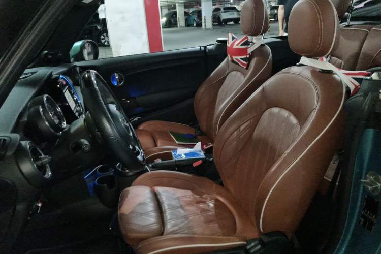 Used MINI 2017 1.5T COOPER CABRIO Freedom Edition Left Front Seat