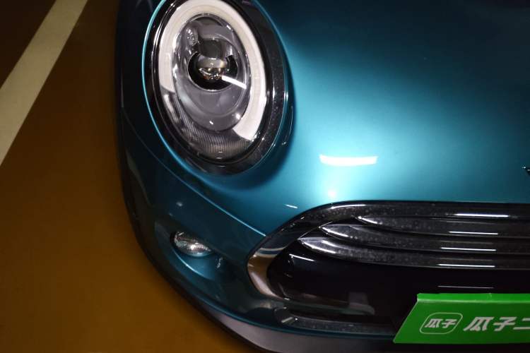 Used MINI 2017 1.5T COOPER CABRIO Freedom Edition Right Front Headlight