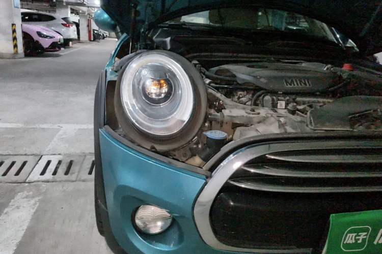 Used MINI 2017 1.5T COOPER CABRIO Freedom Edition Right Front Headlight