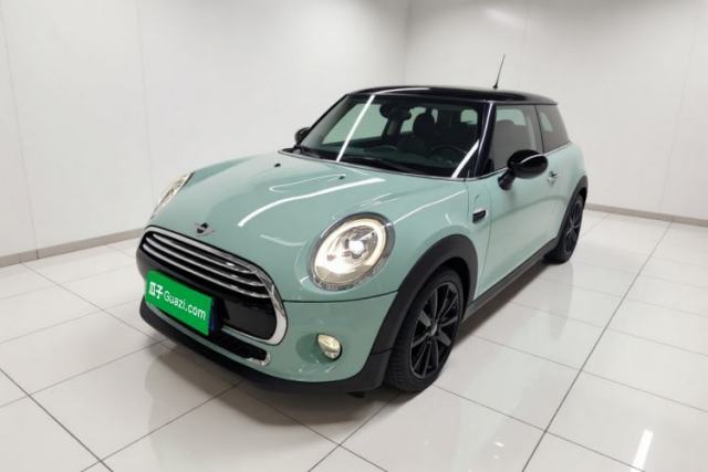 Used MINI 2017 1.5T COOPER Limited Edition in Ice Blue