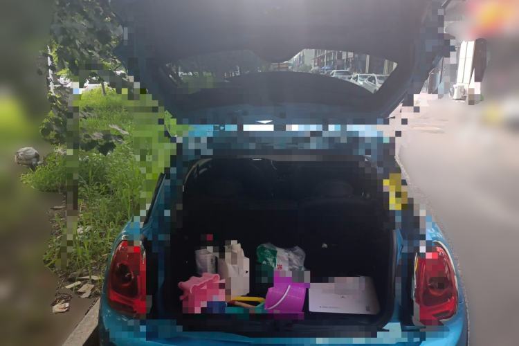 Used MINI 2017 1.5T COOPER Caribbean Blue Limited Edition Trunk