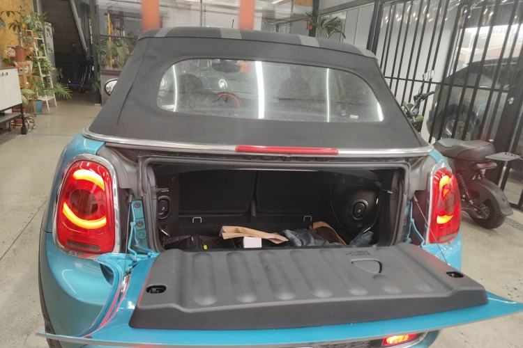 Used MINI 2017 2.0T COOPER S CABRIO Freedom Edition Trunk
