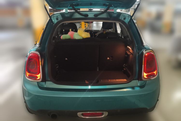 Used MINI 2017 1.5T COOPER Caribbean Blue Limited Edition Trunk