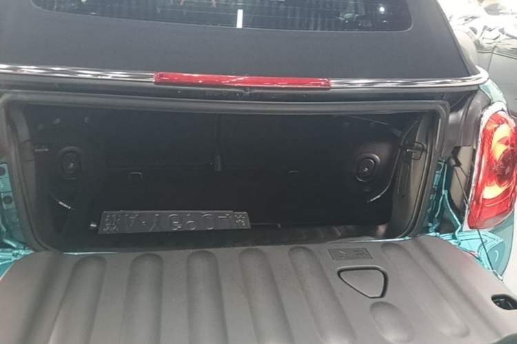 Used MINI 2017 1.5T COOPER CABRIO Freedom Edition Trunk