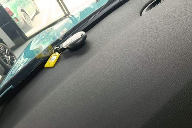Used MINI 2017 1.5T COOPER CABRIO Freedom Edition Vehicle Key