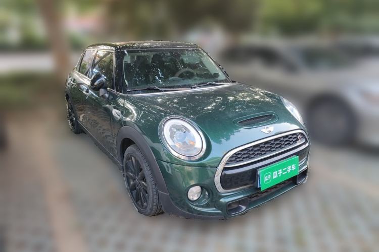 Used MINI 2017 2.0T COOPER S Racing Enthusiast Five-Door Edition Front Right 45 Deg
