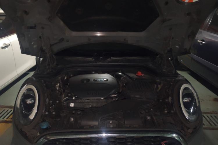 Used MINI 2017 2.0T COOPER S for Car Enthusiasts Engine Bay