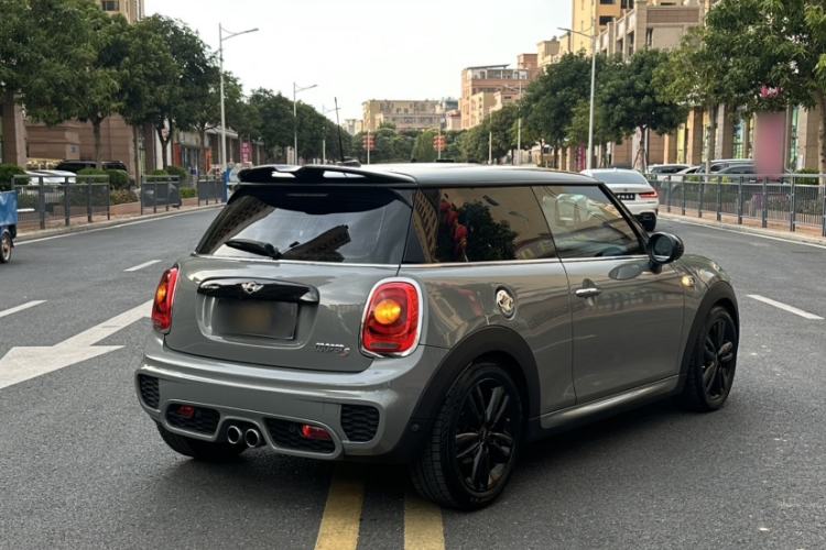 Used MINI 2017 2.0T COOPER S for Car Enthusiasts Exterior 15