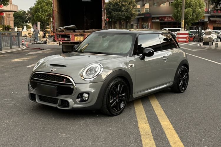 Used MINI 2017 2.0T COOPER S for Car Enthusiasts Exterior 6
