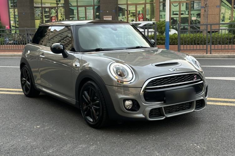 Used MINI 2017 2.0T COOPER S for Car Enthusiasts Exterior 8
