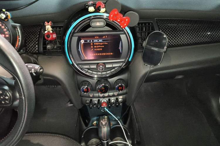 Used MINI 2017 2.0T COOPER S for Car Enthusiasts Audio And AC Panel
