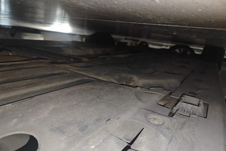 Used MINI  Chassis Rear Left