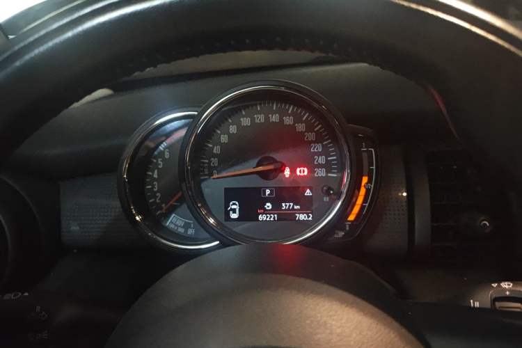 Used MINI  Instrument Cluster