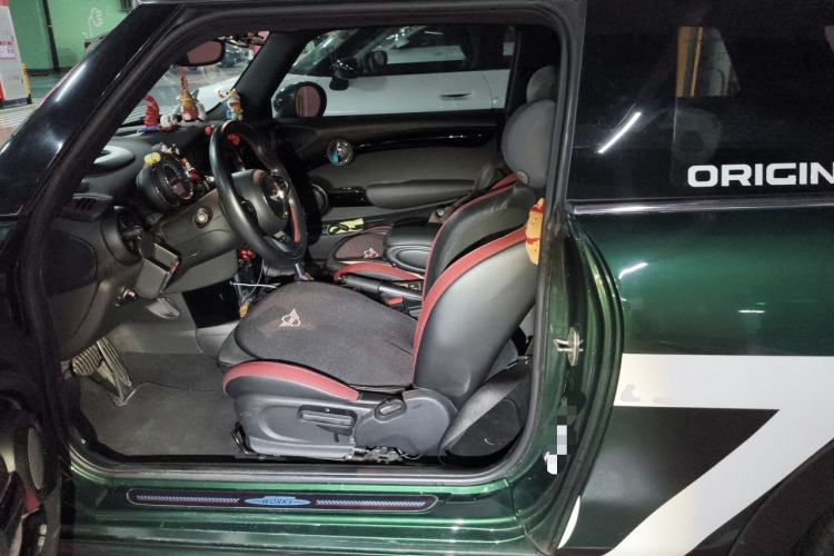 Used MINI 2017 2.0T COOPER S for Car Enthusiasts Left Front Seat