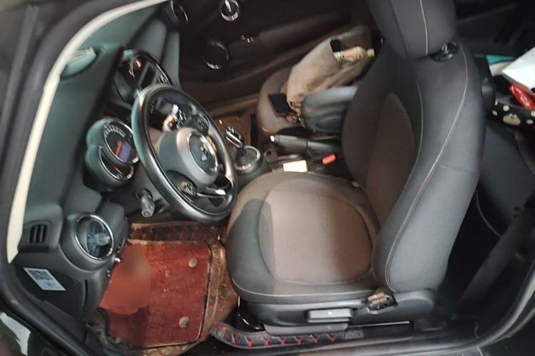 Used MINI 2017 1.5T COOPER Caribbean Blue Limited Edition Left Front Seat