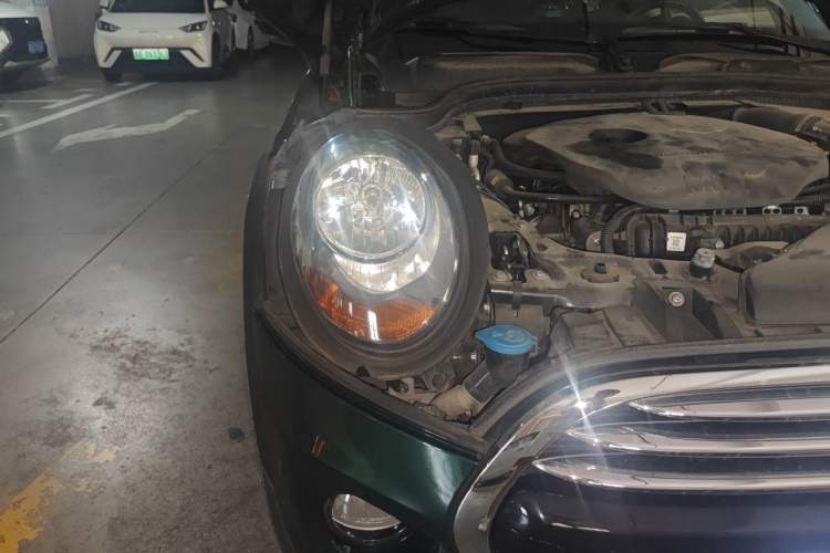 Used MINI  Right Front Headlight