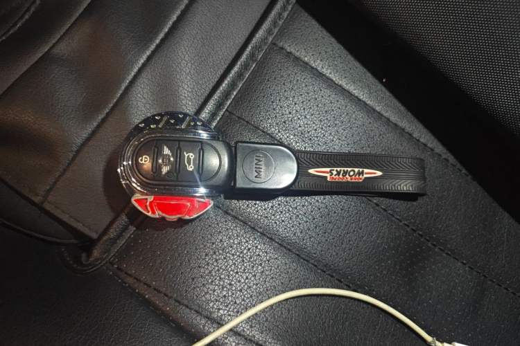 Used MINI  Vehicle Key