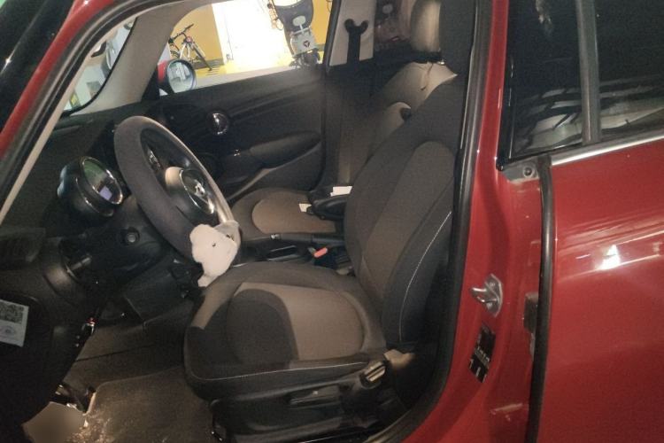 Used MINI  Left Front Seat