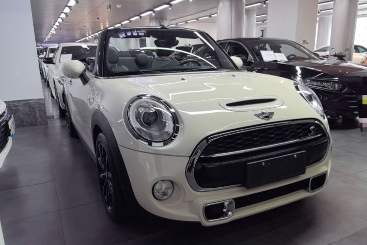 Used MINI 2017 2.0T COOPER S CABRIO Freedom Edition Exterior 2