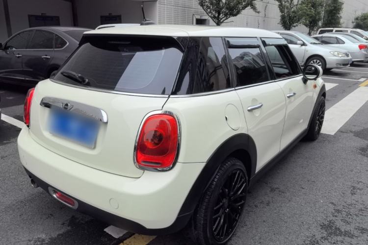 Used MINI 2017 1.5T COOPER Ice Blue Limited Edition Five-Door Version Rear Right 45 Deg