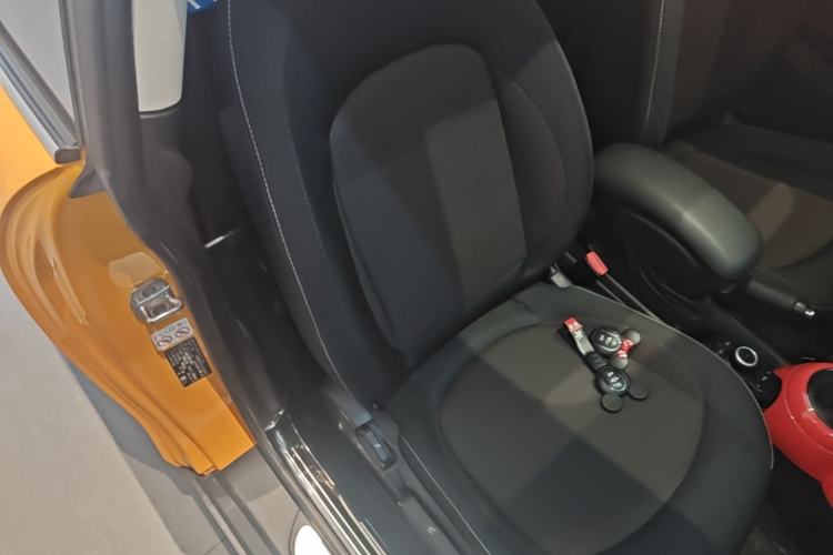 Used MINI 2017 1.5T COOPER Caribbean Blue Limited Edition Right Front Seat