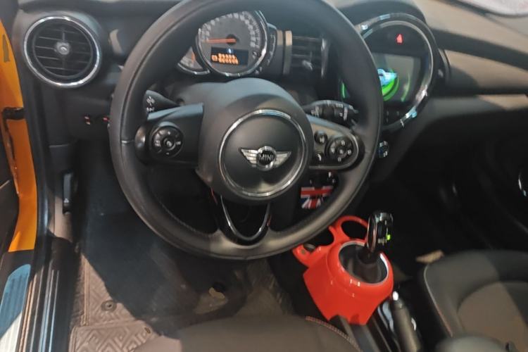 Used MINI 2017 1.5T COOPER Caribbean Blue Limited Edition Steering Wheel