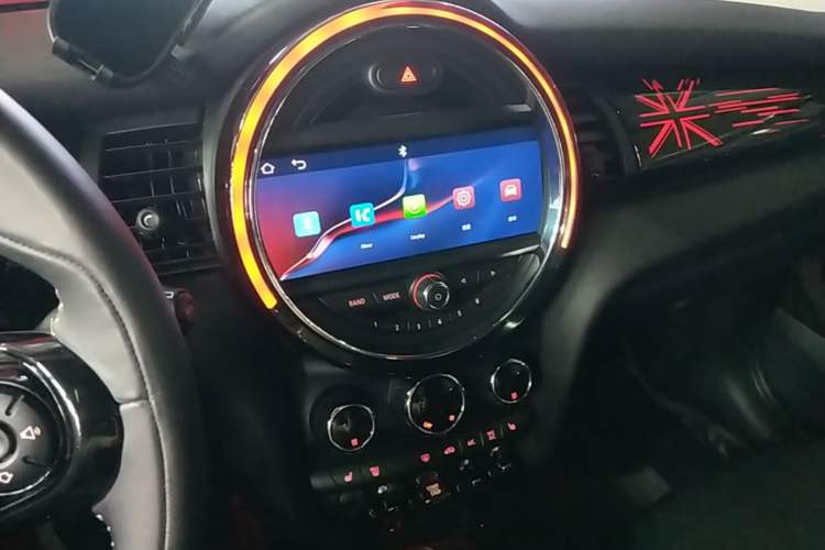 Used MINI 2018 1.5T COOPER Artist Audio And AC Panel