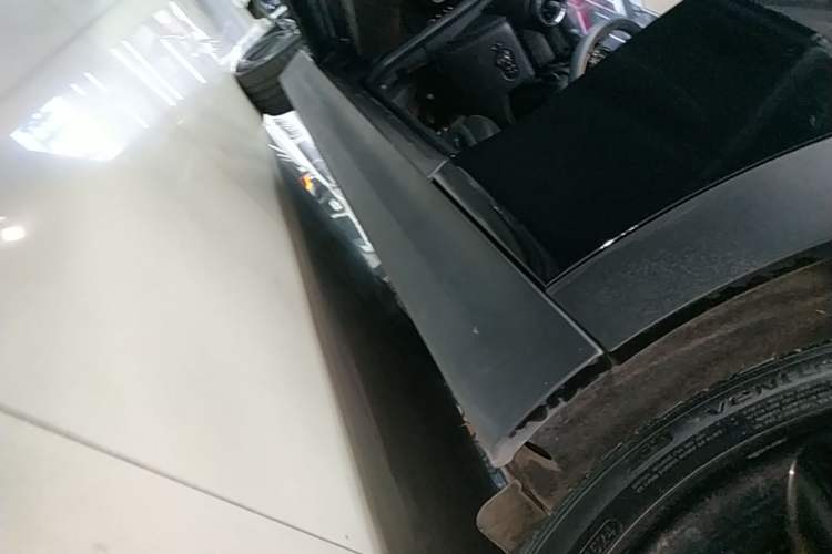 Used MINI 2018 1.5T COOPER Artist Left Side Sill
