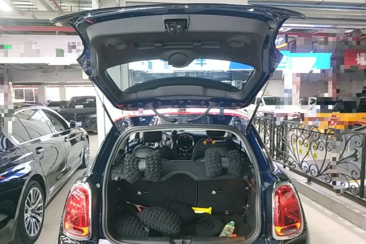 Used MINI 2018 1.5T COOPER Artist Trunk