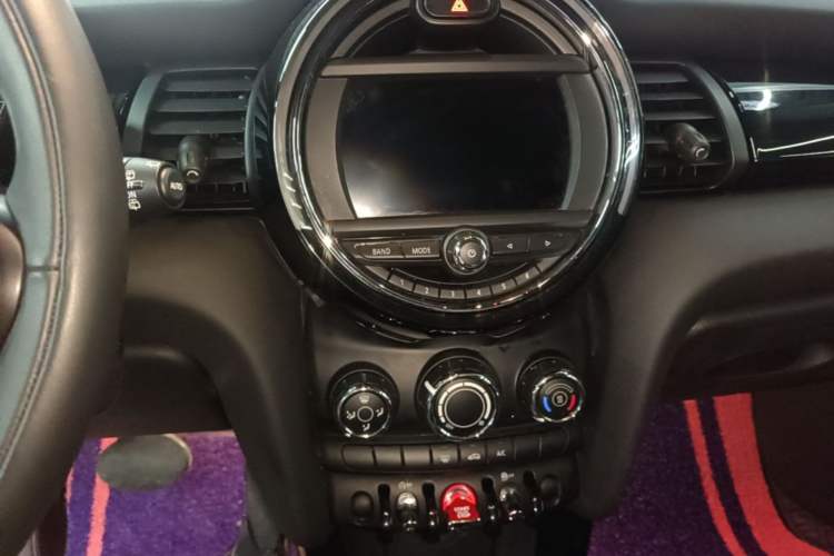 Used MINI 2018 1.5T ONE PLUS Audio And AC Panel