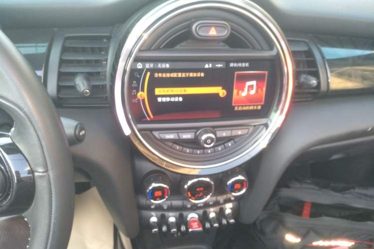 Used MINI 2018 1.5T COOPER CABRIO Artist Audio And AC Panel