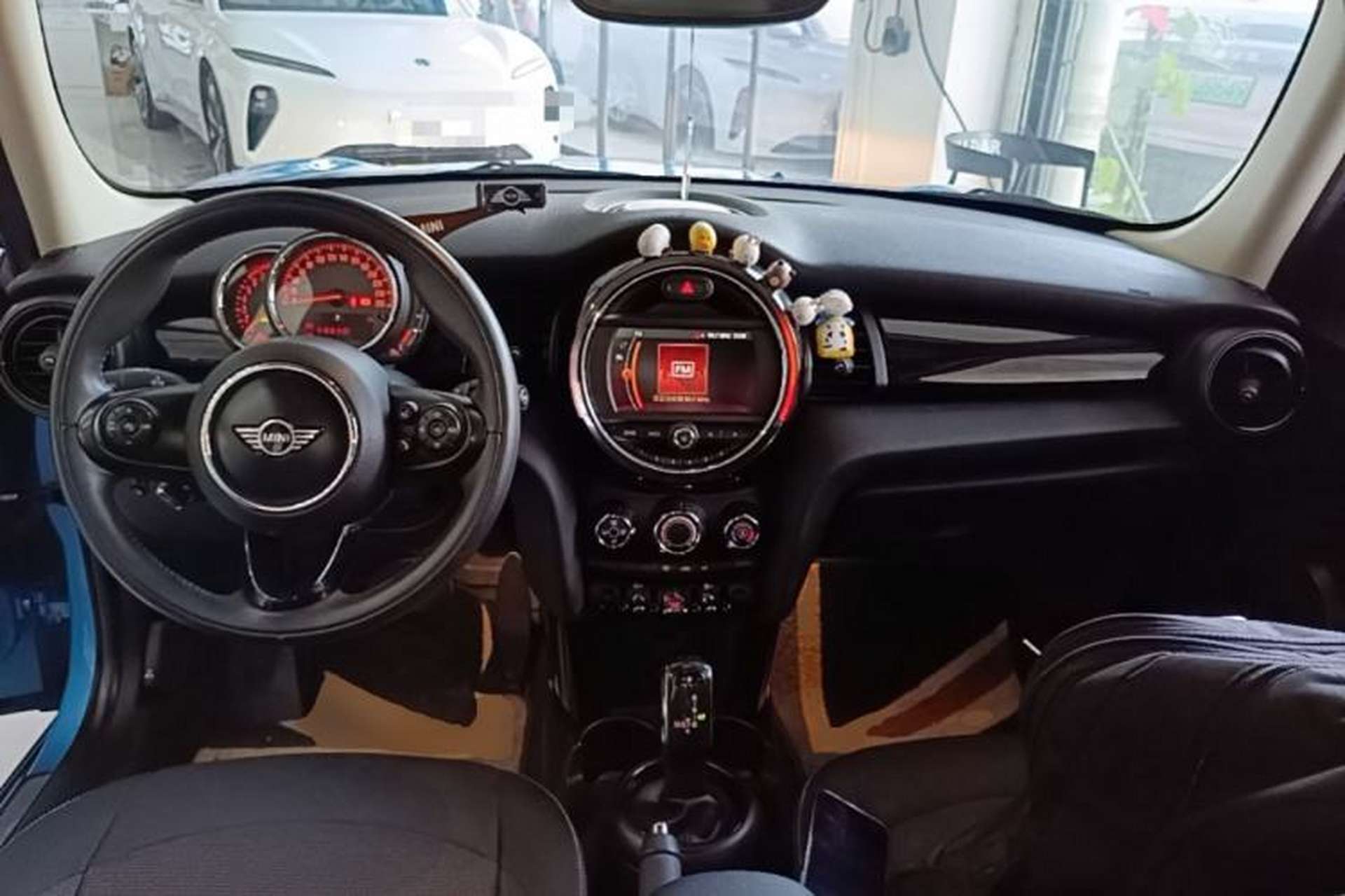 Used MINI 2018 1.5T ONE PLUS Five-Door Edition Center Console