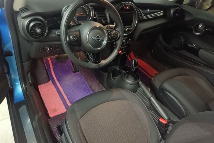 Used MINI 2018 1.5T ONE PLUS Center Console