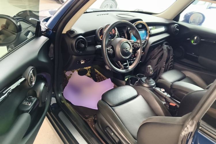 Used MINI 2018 1.5T COOPER Artist Driver Seat