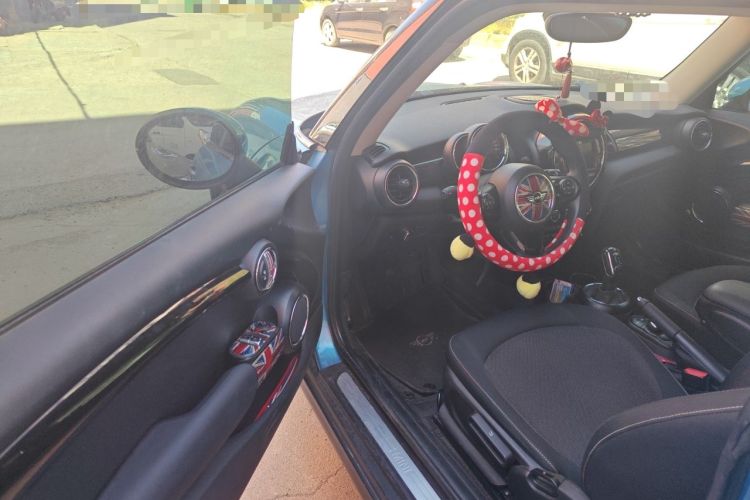 Used MINI 2018 1.5T ONE PLUS Driver Seat