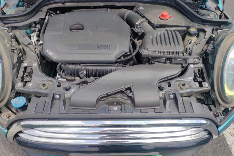Used MINI 2018 1.5T COOPER CABRIO Artist Engine Bay