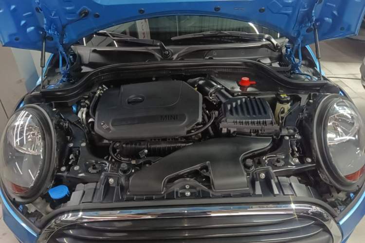 Used MINI 2018 1.5T ONE PLUS Engine Bay
