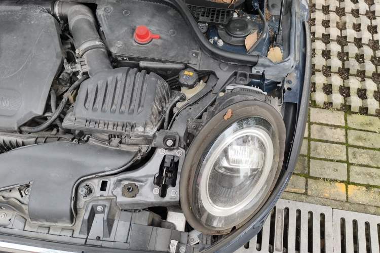 Used MINI 2018 1.5T COOPER Artist Five-Door Edition Engine Bay Left