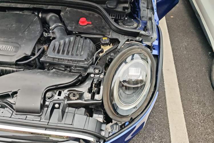 Used MINI 2018 1.5T COOPER Artist Five-Door Edition Engine Bay Left