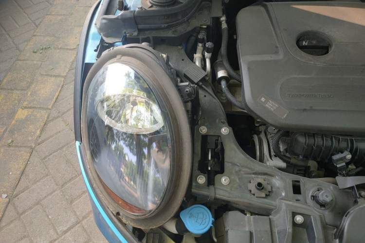 Used MINI 2018 1.5T ONE PLUS Engine Bay Right
