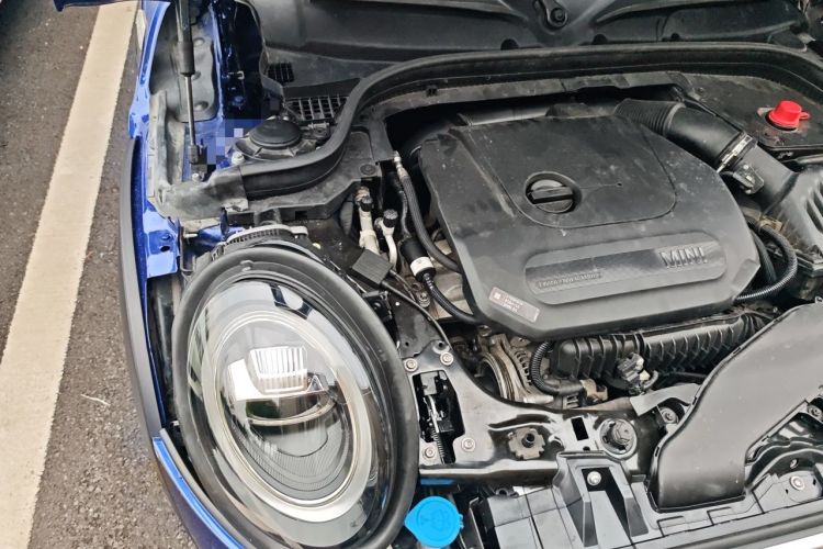 Used MINI 2018 1.5T COOPER Artist Five-Door Edition Engine Bay Right
