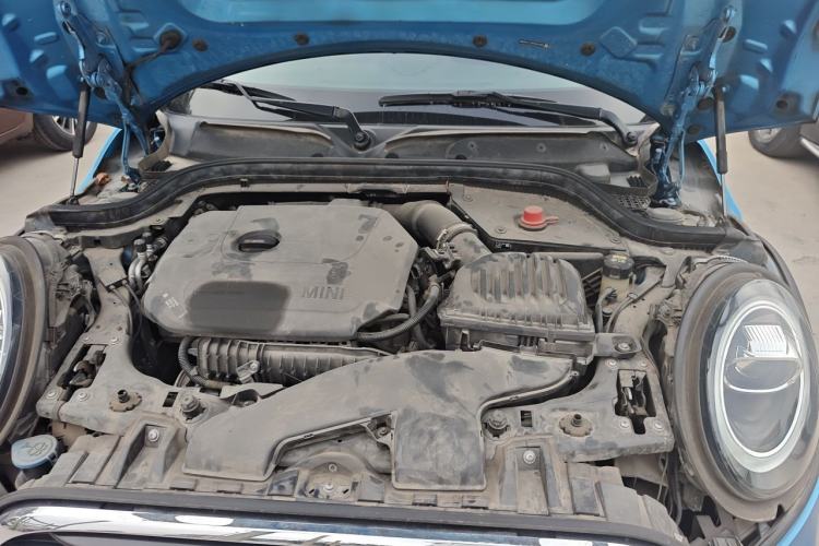 Used MINI 2018 1.5T COOPER Classic Edition Five-Door Version Engine Bay