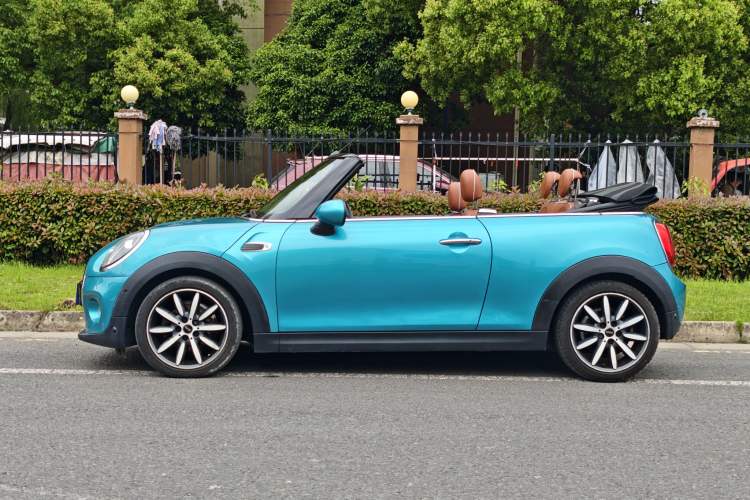 Used MINI 2018 1.5T COOPER CABRIO Artist Exterior 2