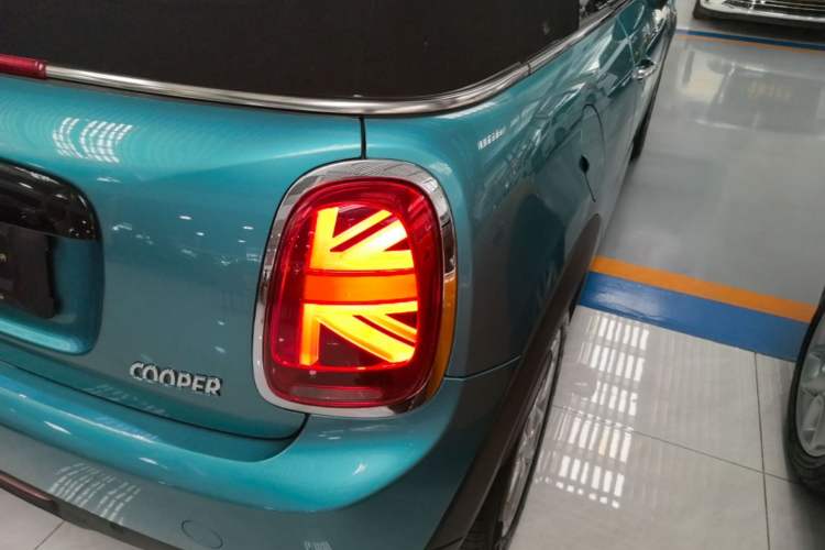 Used MINI 2018 1.5T COOPER CABRIO Classic Edition Exterior 3