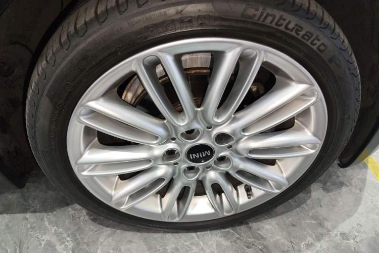 Used MINI 2018 1.5T COOPER Artist Exterior 4