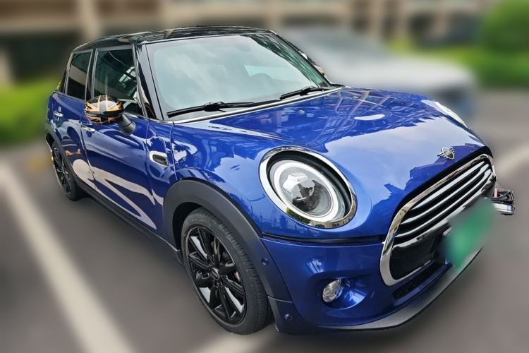 Used MINI 2018 1.5T COOPER Artist Five-Door Edition Front Right 45 Deg