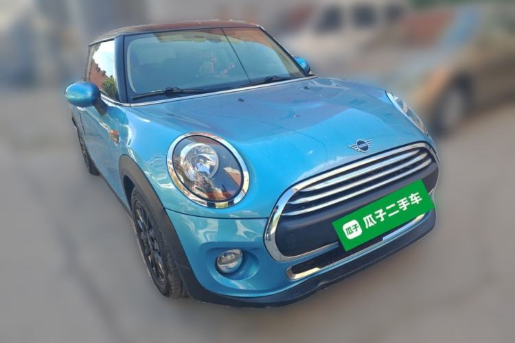 Used MINI 2018 1.5T ONE PLUS Front Right 45 Deg