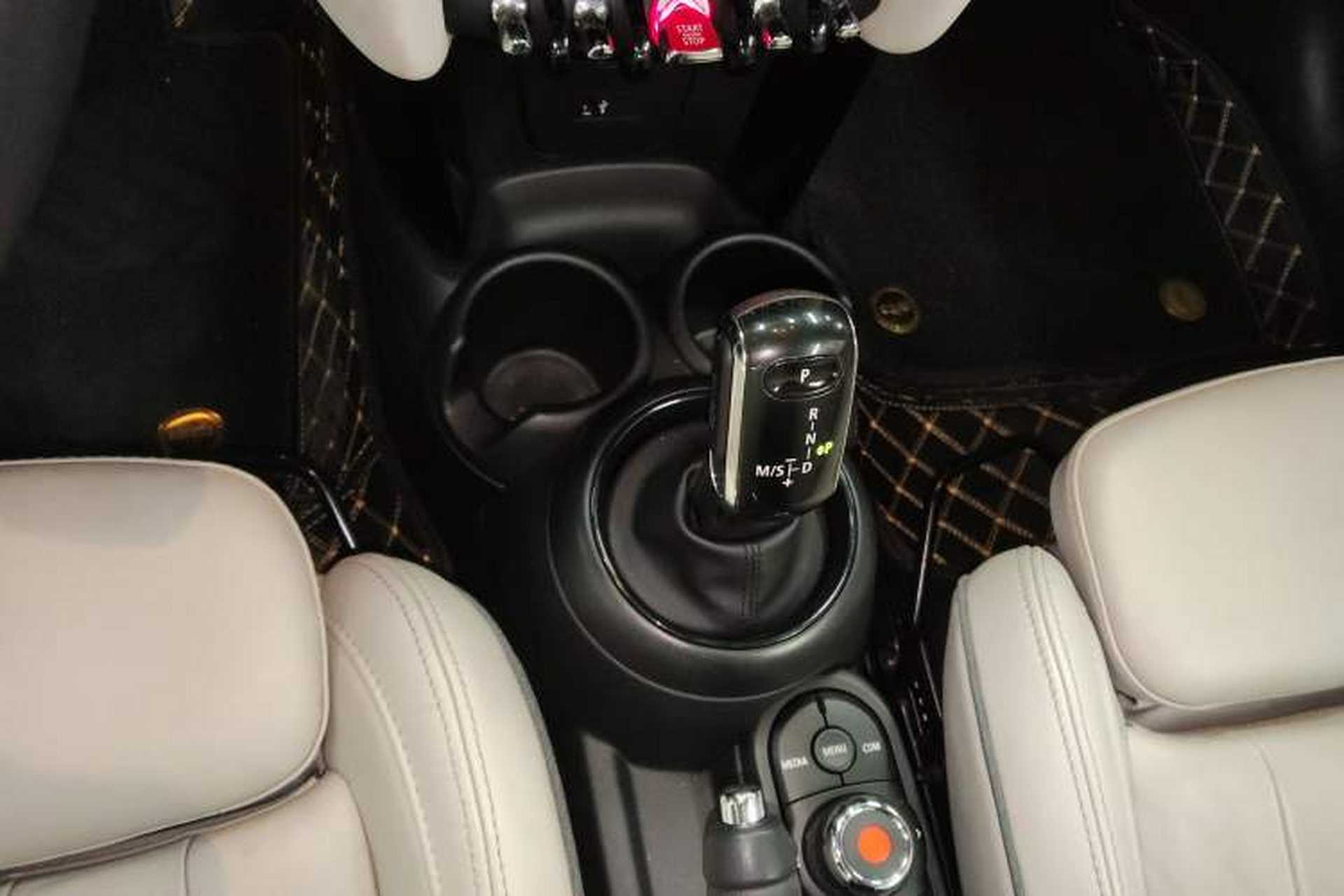 Used MINI 2018 1.5T COOPER CABRIO Artist Gear Lever
